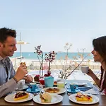 Alexandra Bb & Brunch - Front - Healthy Xxl Breakfast & Brunch Until 12 30 Otel 3*