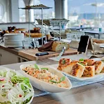 Hotel Alexandra Bb & Brunch - Front - Healthy Xxl Breakfast & Brunch Until 12 30