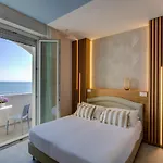 Otel Alexandra Bb & Brunch - Front - Healthy Xxl Breakfast & Brunch Until 12 30 3*
