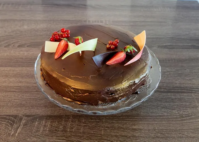 Alexandra Bb & Brunch - Front - Healthy Xxl Breakfast & Brunch Until 12 30 - Parking Included