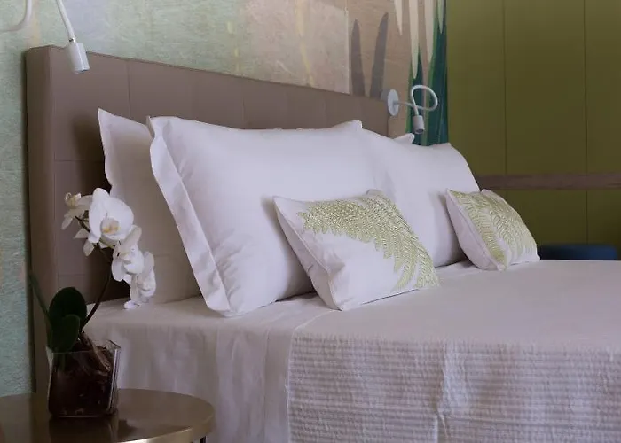 Alexandra Bb & Brunch - Front - Healthy Xxl Breakfast & Brunch Until 12 30 - Parking Included Misano Adriatico