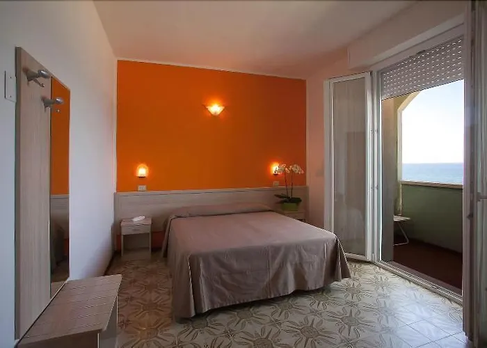 Alexandra Bb & Brunch - Front - Healthy Xxl Breakfast & Brunch Until 12 30 3* Misano Adriatico