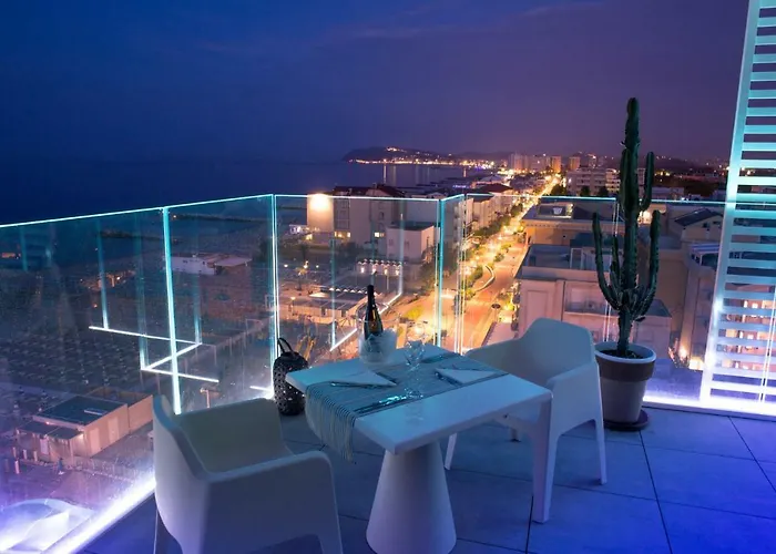 Alexandra Bb & Brunch - Front - Healthy Xxl Breakfast & Brunch Until 12 30 - Parking Included 3*