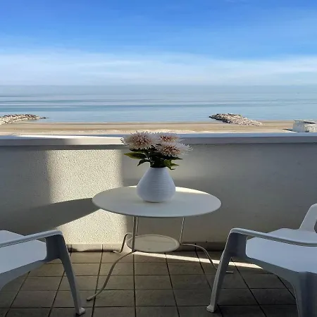 Alexandra - Front - Healthy Xxl Breakfast & Brunch Until 12 30 - Parking Included Misano Adriatico