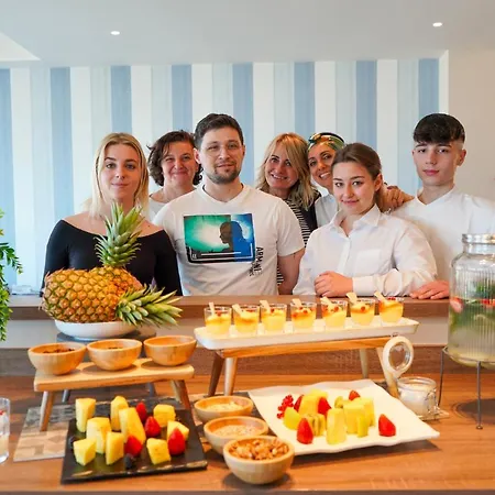 Alexandra - Colazione Xxl&brunch Fino 12 E 30 Hotel 3*