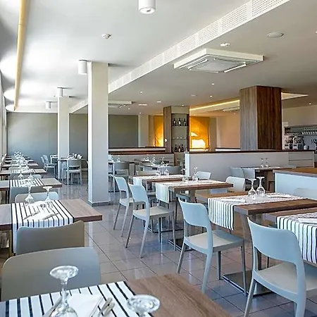 Hotel Alexandra & Brunch -beach Front Parking Included 3*