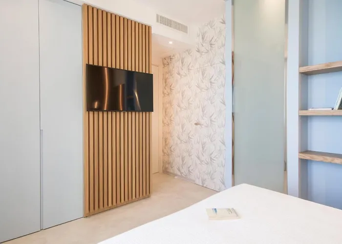 Alexandra Bb & Brunch - Front - Healthy Xxl Breakfast & Brunch Until 12 30 Hotell Misano Adriatico