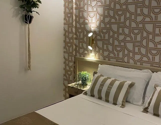 Alexandra Bb & Brunch - Front - Healthy Xxl Breakfast & Brunch Until 12 30 - Parking Included ميسانو ادرياتيكو