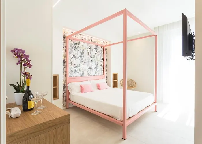 Alexandra Bb & Brunch - Front - Healthy Xxl Breakfast & Brunch Until 12 30 Misano Adriatico