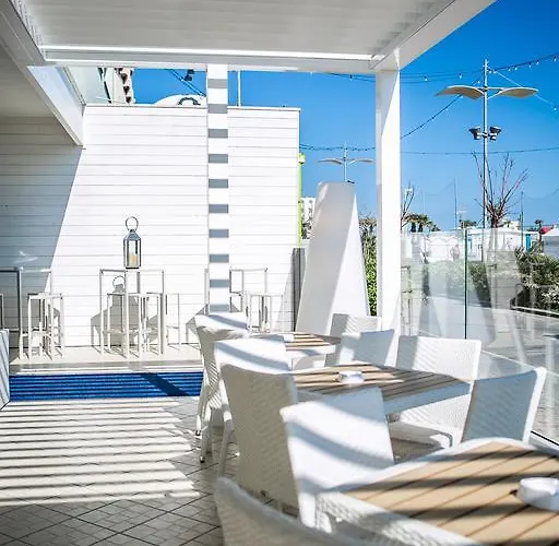 فندق Alexandra Bb & Brunch - Front - Healthy Xxl Breakfast & Brunch Until 12 30 - Parking Included